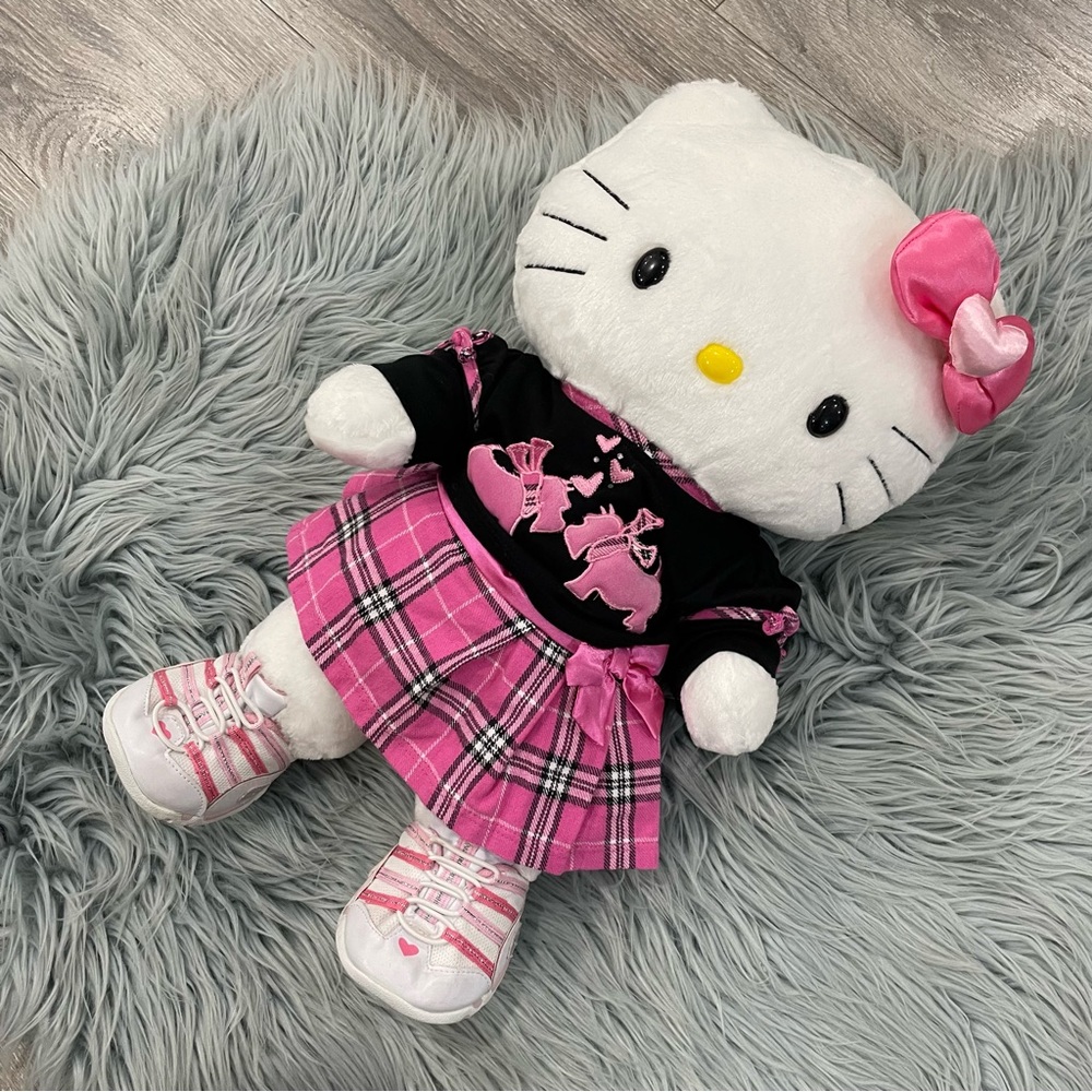 BUILD A BEAR|HELLO KITTY heart bow w/plaid Scotty dog outfit & skecher sneakers - Picture 1 of 15